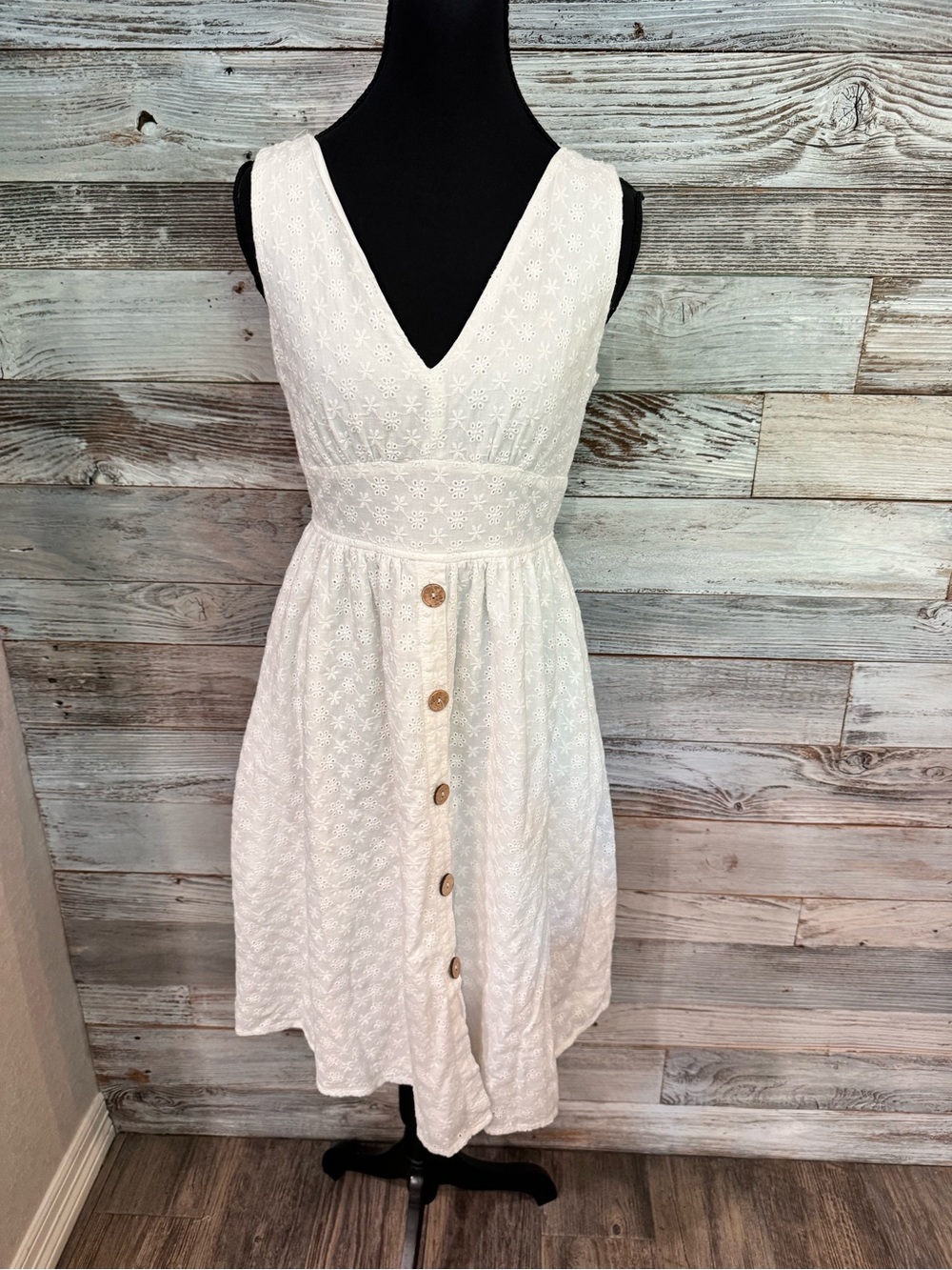 NWT Altar'd State White Eyelet V-Neck Button-Front Sundress